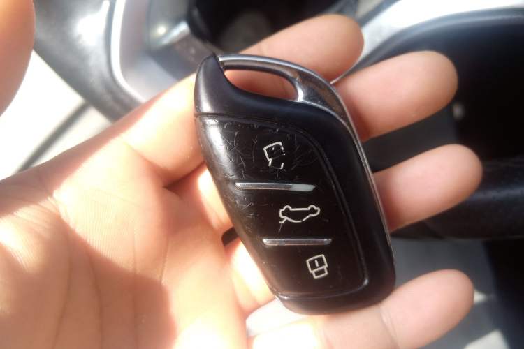 Used Roewe i6 MAX New Energy 2020 1.5T PHEV Cool & Stylish Skyroof Edition