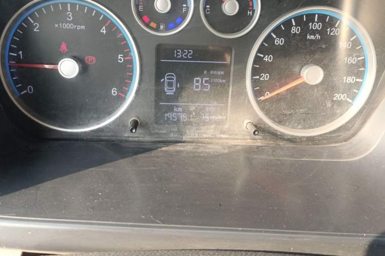 Used Foton Toano 2020 2.0T Multi-Function Short-Wheelbase Flat-Roof 5/6-Seater China VI4F20TC3 Odometer Close Up