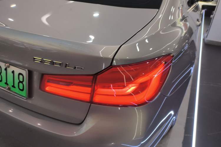 Used BMW 5 Series New Energy 2019 Updated Version 530Le Luxury Package Right Rear Taillight