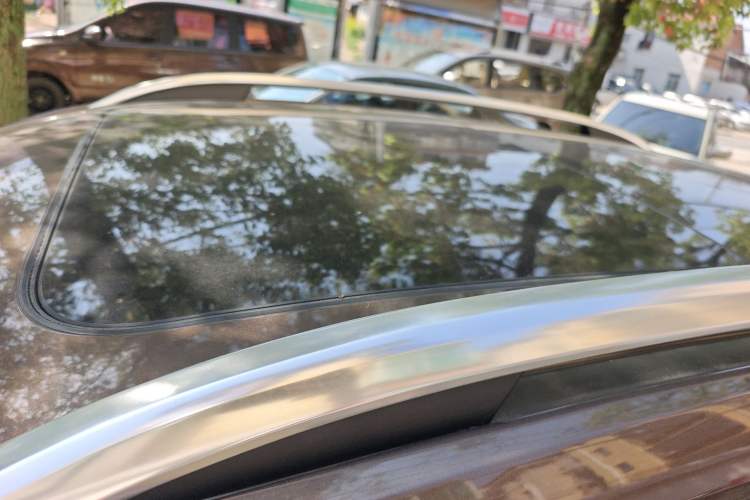 Used Roewe RX5 2016 20T Two-Wheel Drive Automatic Internet Smart Edition