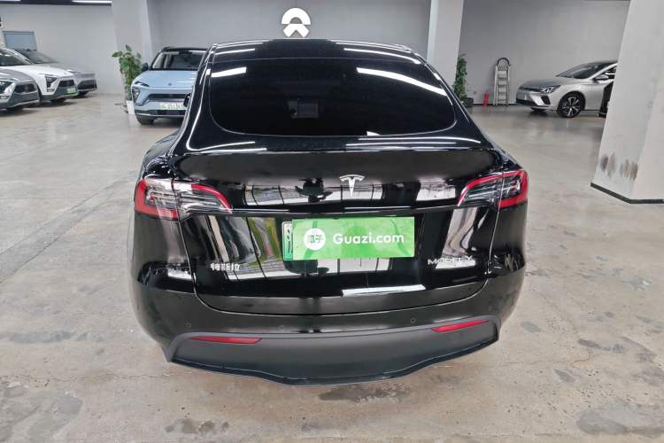 Used Tesla Model Y 2023 Rear-Wheel-Drive Version
