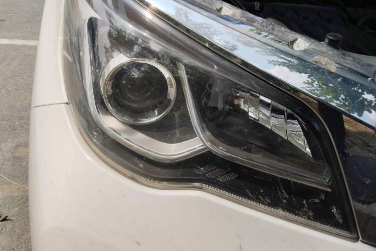 Used Venucia M50V 2017 1.6L XL CVT Luxury Edition
