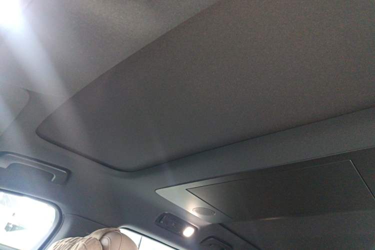 Used Li Auto L9 2025 Ultra Smart Refreshed Edition Headliner