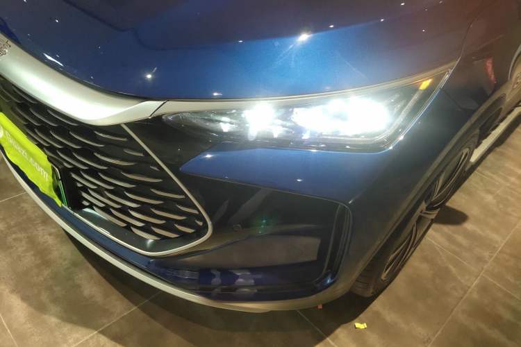 Used BYD Tang New Energy 2022 DM-p 215KM Four-Wheel Drive Flagship Model