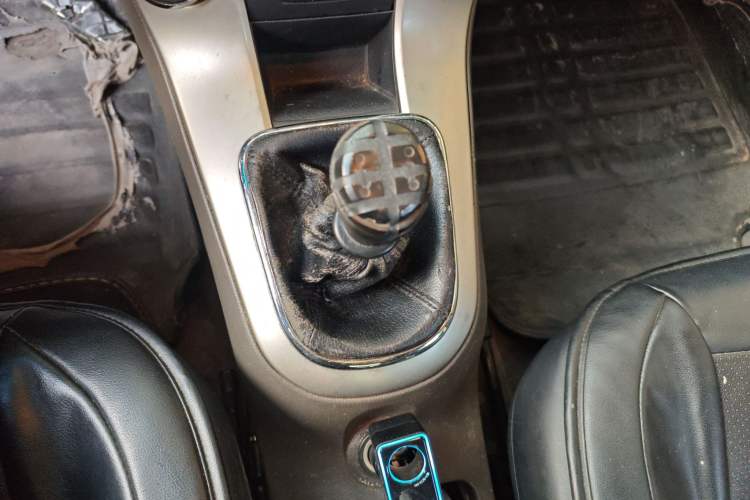 Used Chevrolet Cruze 2015 1.5L Classic SL MT