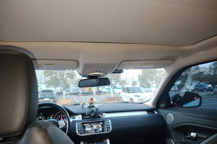 Used Land Rover Range Evoque 2016 2.0T SE PLUS Smart Enjoyment Edition
