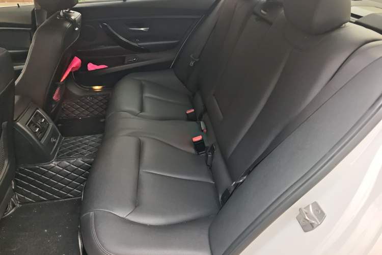 Used BMW 3 Series 2017 320Li Fashion Model Left Rear Seat