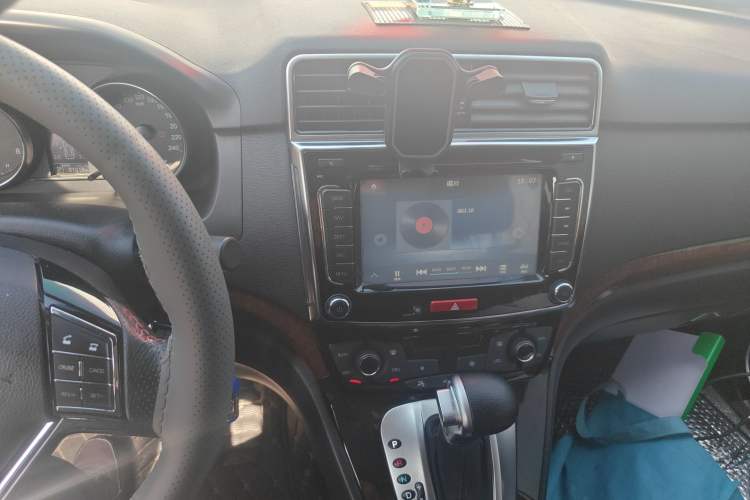 Used Haval H6 2014 Sports Edition 2.4L Automatic Prestige Model
