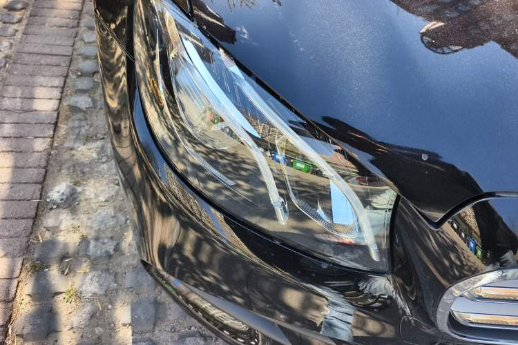 Used Mercedes-Benz E-Class 2017 E 300 L Sporty and Stylish Model
