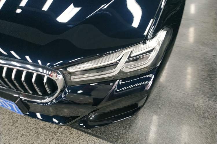 Used BMW 5 Series 2022 525Li M Sport Package Left Front Headlight