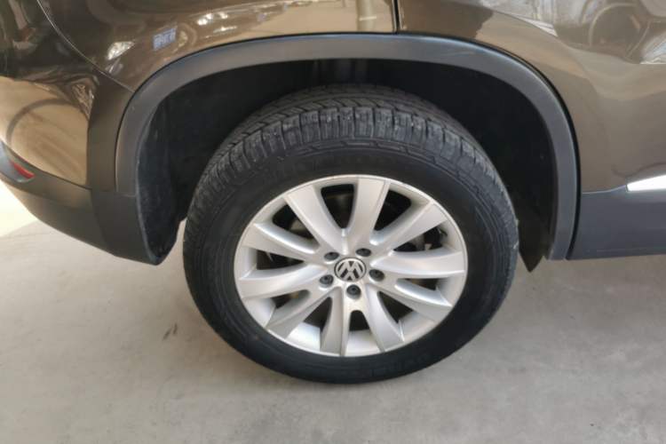 Used Volkswagen Tiguan L 2013 1.8TSI Automatic Two-Wheel Drive Luxury Model
