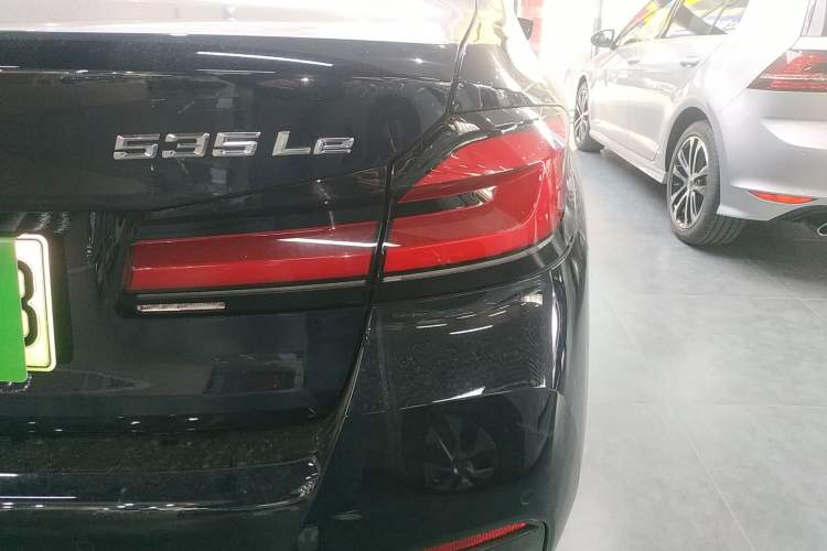 Used BMW 5 Series New Energy 2022 Restyled 535Le M Sport Package Exterior 3