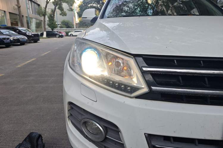 Used Zotye T600 2016 2.0T DCT Prestige Edition
