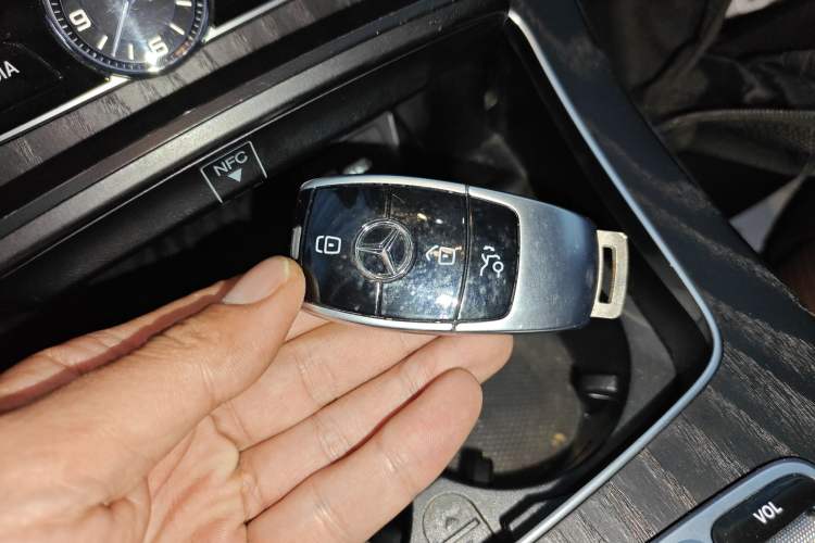 Used Mercedes-Benz E-Class 2020 Restyled E 300 L Sporty and Stylish Edition
