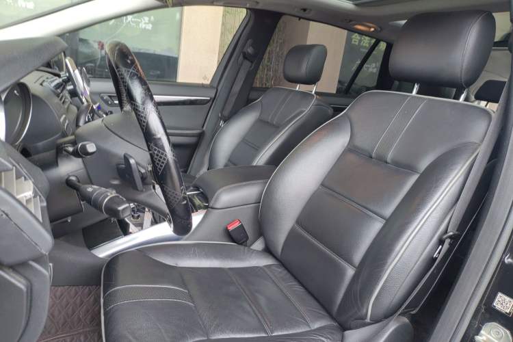 Used Mercedes-Benz R-Class 2017 R 320 4MATIC Business Edition Prestige Model