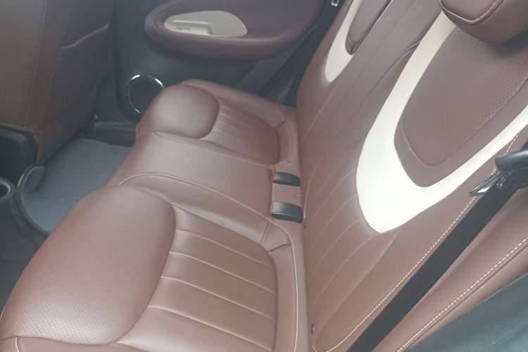 Used Wuling Bingo 2023 410 km Lingxi Deluxe Edition Left Rear Seat