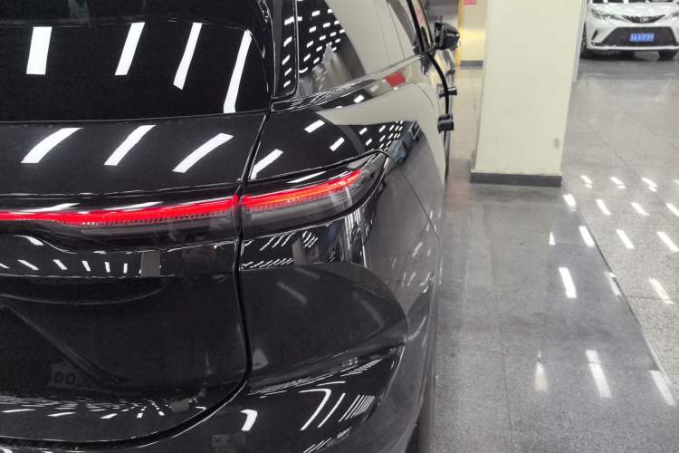 Used Nio ES6 2024 75 kWh
