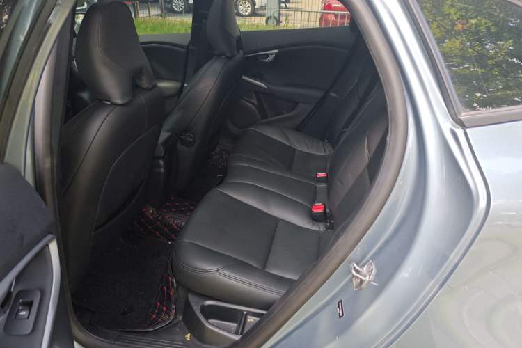 Used Volvo V40 2018 T3 Smart Edition
