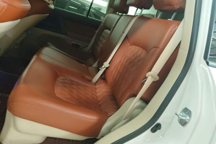 Used Toyota Land Cruiser 2019 4.0L GX-R 5-Seater Parallel Import