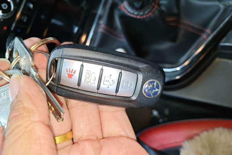 Used Venucia D60 2019 1.6L XL Manual SmartConnect Elite Edition