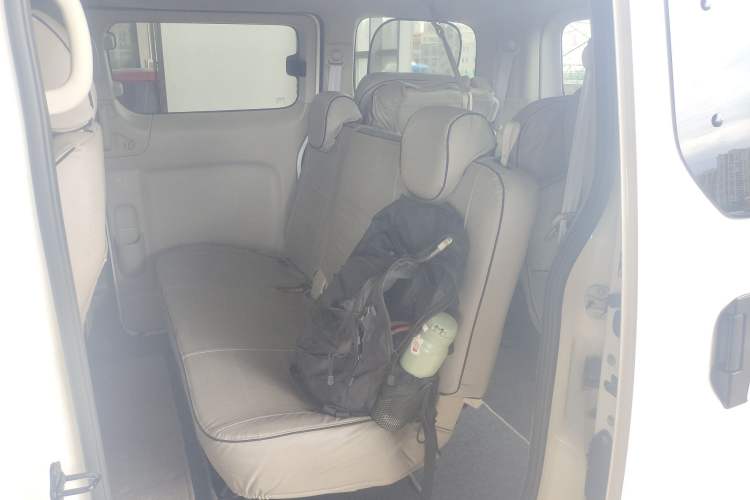 Used Nissan NV200 2016 Revised Version 1.6L CVT Deluxe Edition