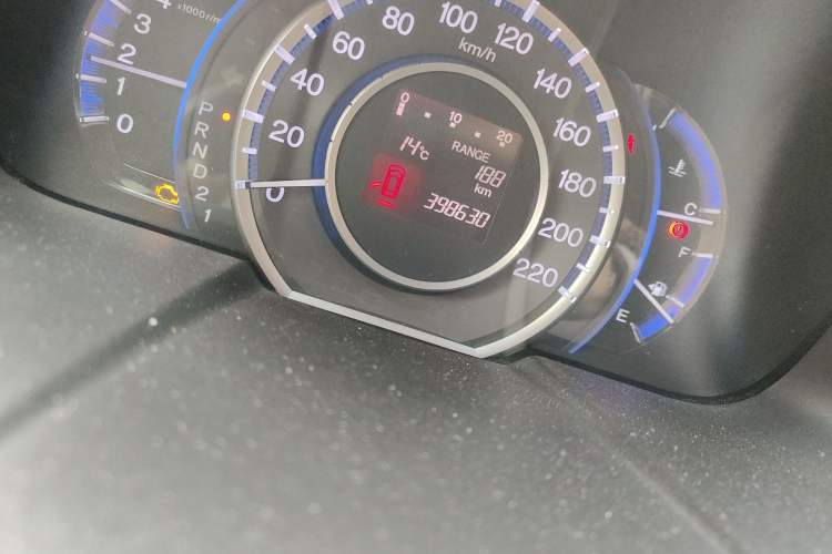 Used Honda Odyssey 2013 2.4L Luxury Edition Odometer Close Up