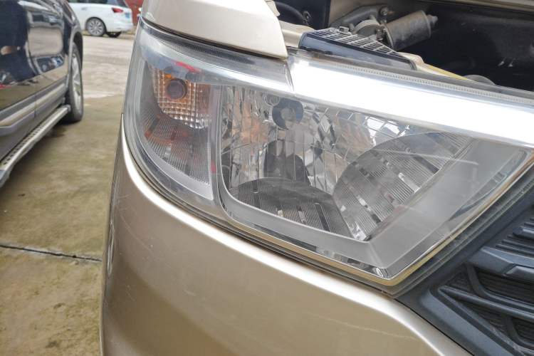 Used Wuling Hongguang V 2021 1.5L Jingqu Version LAR
