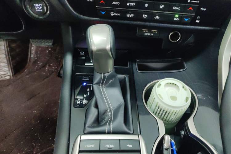 Used Lexus RX 2020 Revised Version 300 Two-Wheel Drive Elite Edition