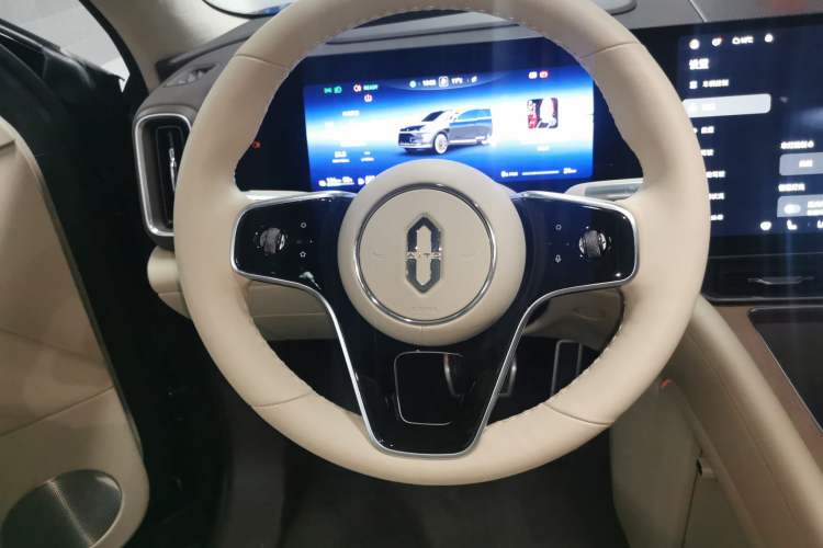 Used Hima AITO M9 2024 Range-Extended Ultra Version 42 kWh 6-Seater Model