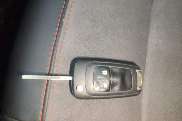 Used Buick Encore 2014 1.4T Manual Two-Wheel Drive Urban Sport Model
