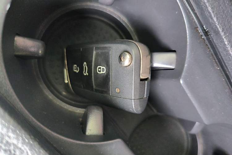 Used Volkswagen Golf 2018 280TSI Automatic R-Line Model Vehicle Key