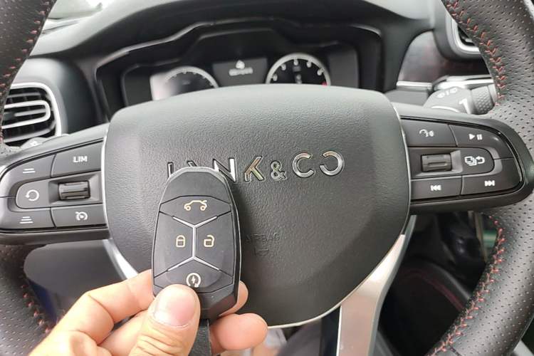 Used Lynk & Co 02 2019 1.5T DCT Two-Wheel Drive Sporty Version China VI Standard
