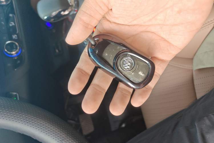 Used Buick GL6 2021 323T Mild Hybrid Connect Luxury Model
