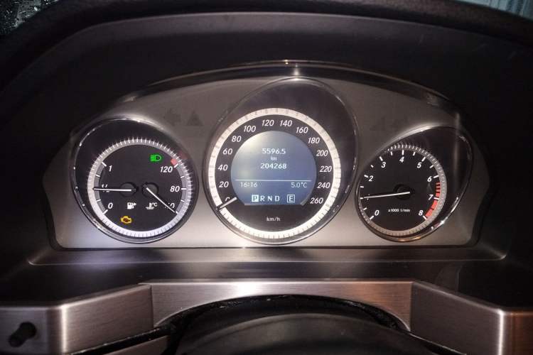 Used Mercedes-Benz GLK-Class 2012 GLK 300 4MATIC Luxury Model