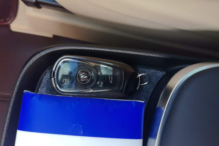 Used Buick GL8 2023 ES Lu Zun Flagship Model
