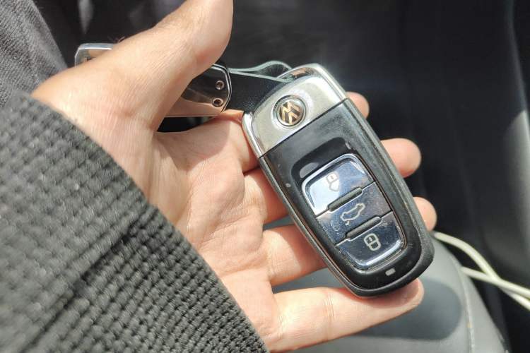 Used Volkswagen Phideon 2019 380TSI Two-Wheel Drive Business Edition China VI Standard