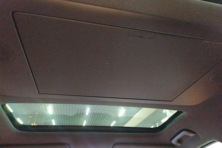 Used Li Auto L9 2025 Ultra Smart Refreshed Edition Headliner
