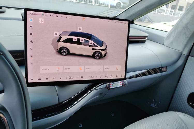 Used Zeekr MIX 2025 Long-Range Intelligent Driving Edition
