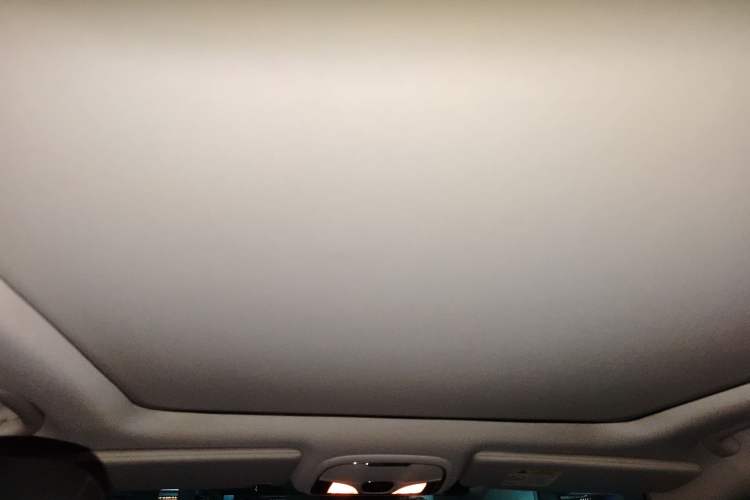 Used Jeep Cherokee 2016 2.4L Professional Smart Version
