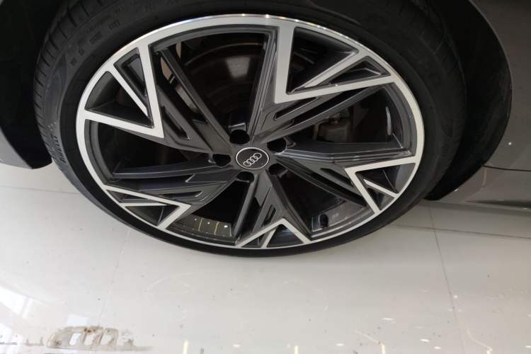 Used Audi A7L 2024 45 TFSI quattro S-line Black Warrior Edition
