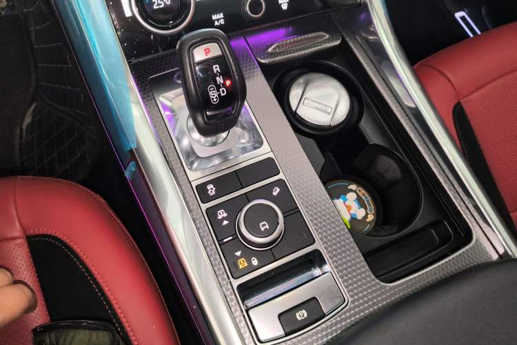 Used Land Rover Range Rover Sport 2022 3.0 L6 YAO Black Edition
