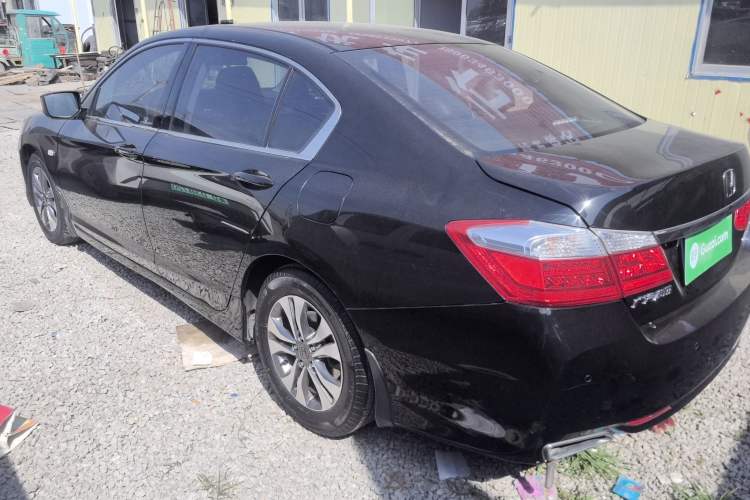 Used Honda Accord 2014 2.0L LX Comfort Edition Rear Left 45 Deg
