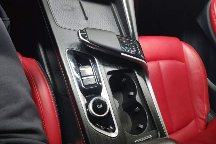 Used CHANGAN UNI-T 2020 1.5T Flagship Version
