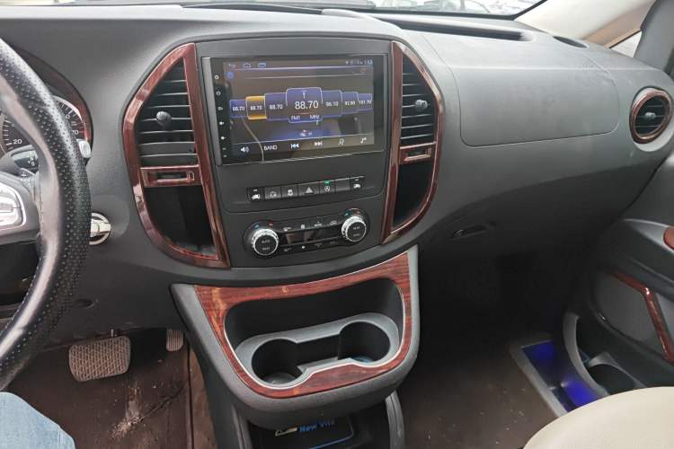 Used Mercedes-Benz Vito 2016 2.0T Business Edition
