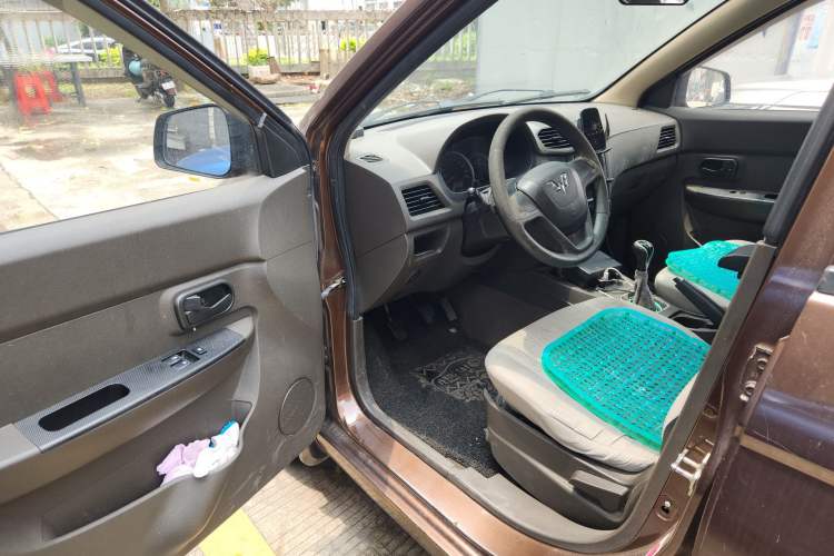 Used Wuling Hongguang 2015 1.5L S Basic Version China V Standard