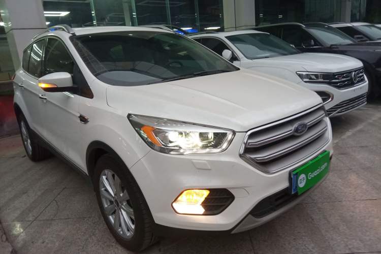 Used Ford Kuga 2018 EcoBoost 180 Two-Wheel-Drive Luxury Wing Edition
