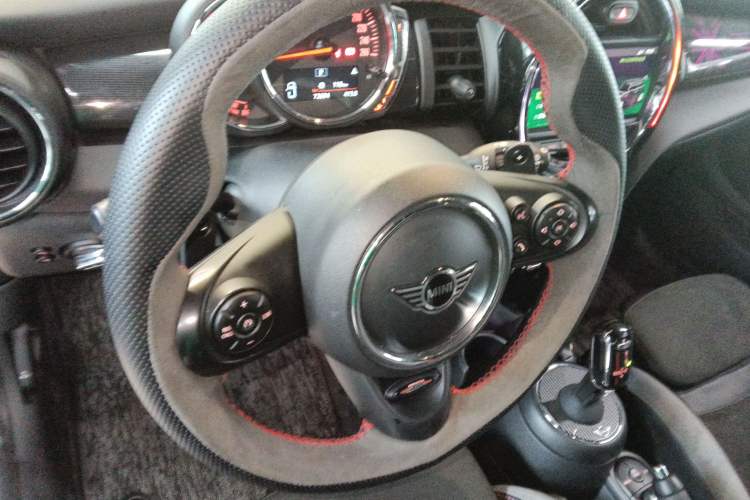 Used MINI MINI 2019 2.0T COOPER S Racing Driver