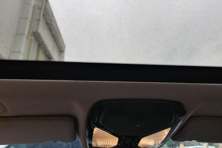 Used BMW 5 Series 2019 Facelifted 525Li Luxury Package