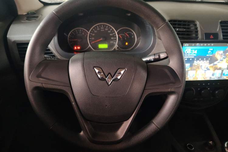 Used Wuling Hongguang 2015 1.5L S Base Model China IV