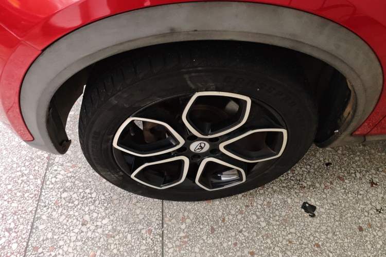 Used Cowin X3 2017 1.6L CVT Enthusiast Edition China V Standard Left Front Wheel Hub